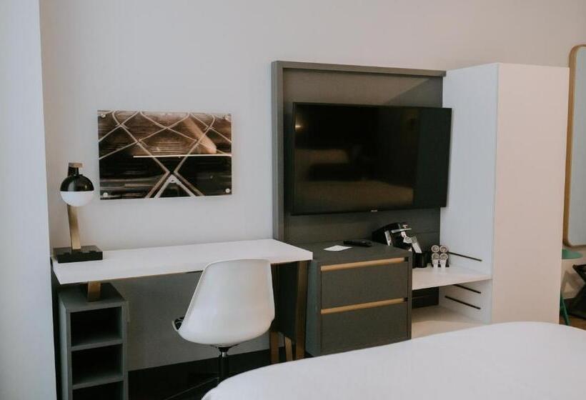 Номер Deluxe Кровать Кинг, Indigo   St. Louis   Downtown, An Ihg
