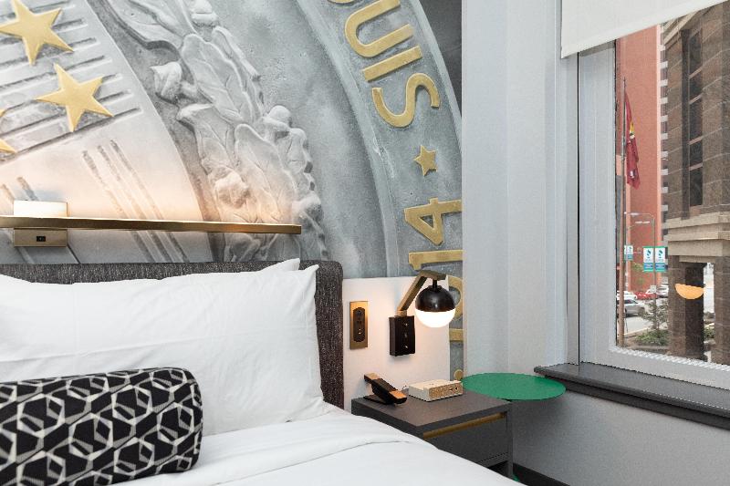 חדר סטנדרט מותאם לאדם עם מוגבלויות, Indigo   St. Louis   Downtown, An Ihg