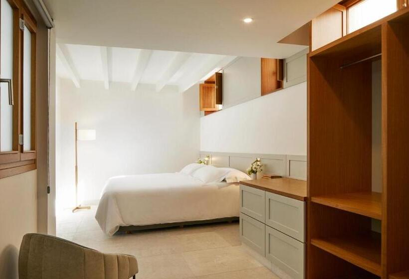 スイート, Vila Damunt