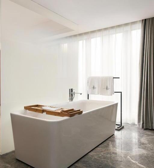 Люкс Повышенной Комфортности, Haikou S Inn
