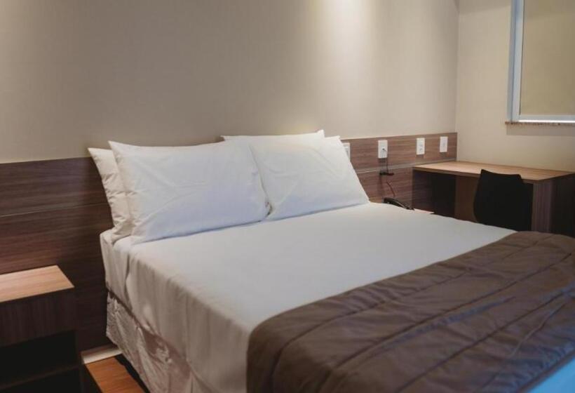 스위트, Golden Inn Lafaiete
