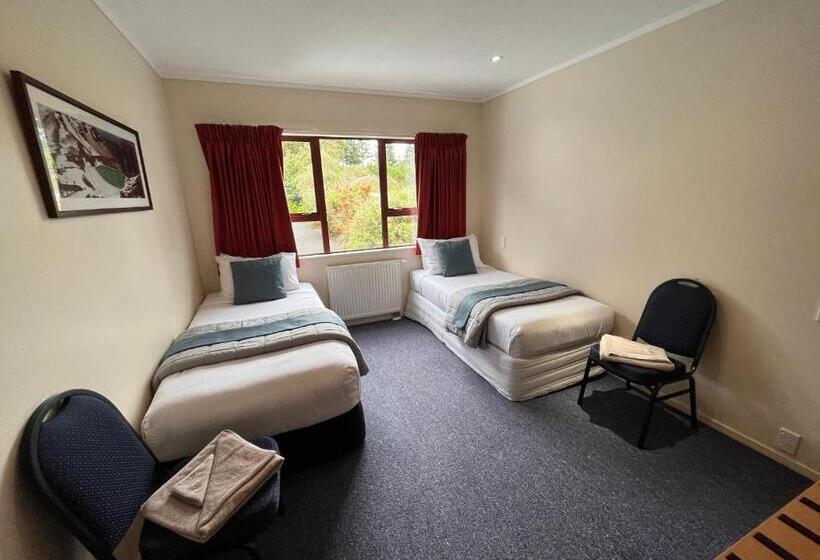 Апартаменты Семейные 1 Спальня, Adventure Lodge And Motels And Tongariro Crossing Track Transport