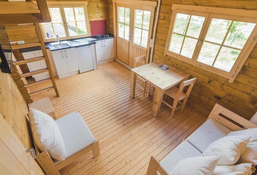Хижина, Albergue Restaurante De Artieda