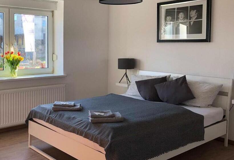 Апартаменты 3 Спальни, Landlust
