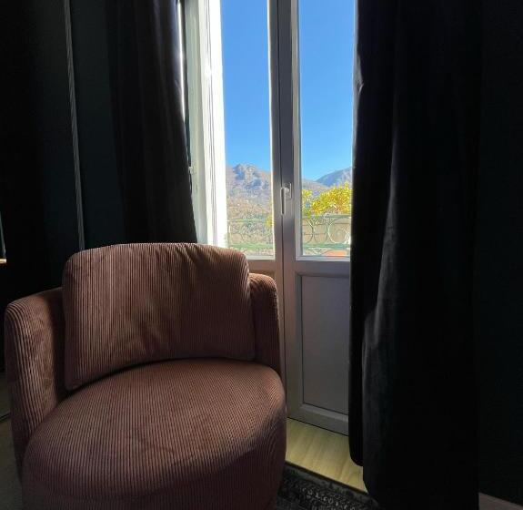 Номер Стандарт Вид на Горы, Ostan Hôtel Boutique