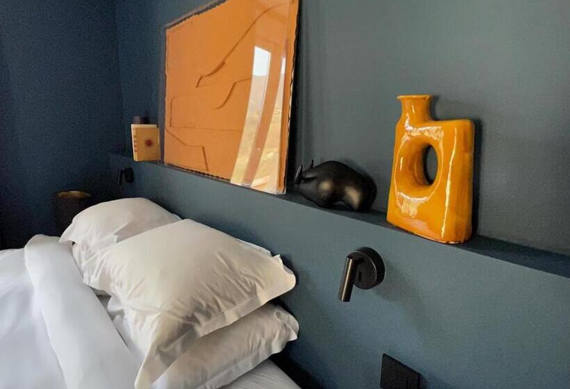 Номер Стандарт Трехместный, Ostan Hôtel Boutique