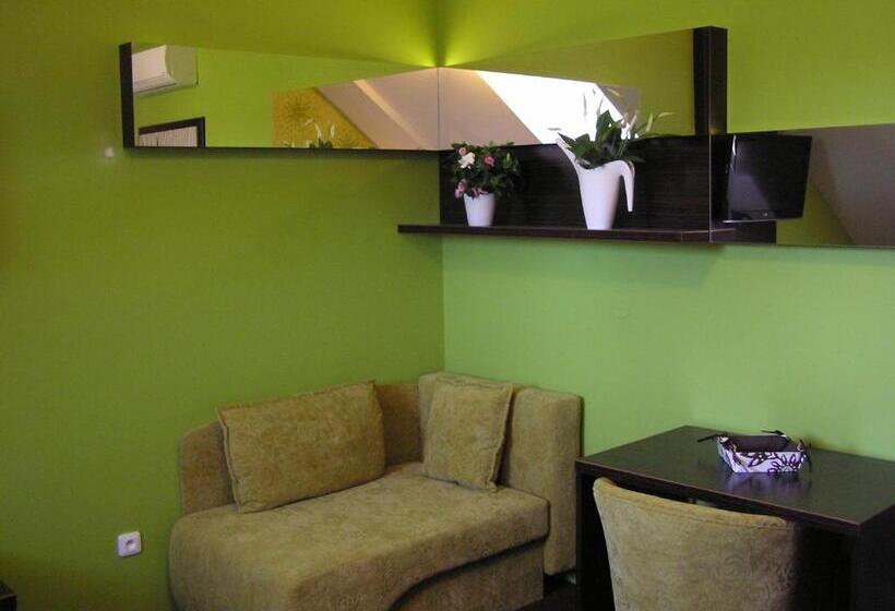 اتاق لوکس, Wellness Penzion Kroměříž   Zlobice