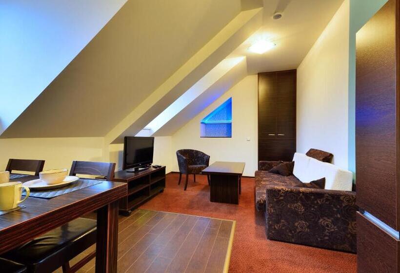 آپارتمان لوکس 1 خوابه, Wellness Penzion Kroměříž   Zlobice