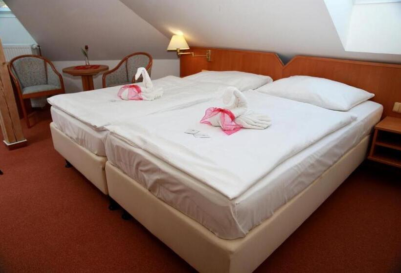آپارتمان 1 خوابه, Wellness Penzion Kroměříž   Zlobice