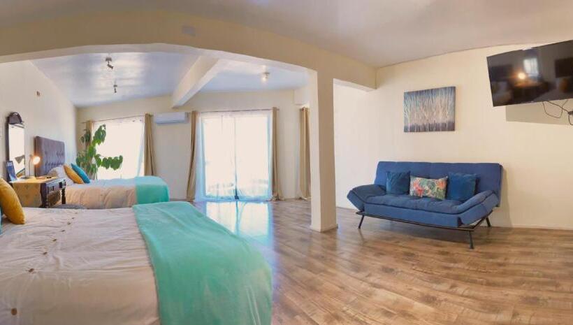 Семейный Номер, South Landing Inn