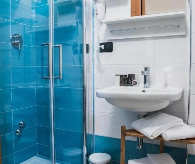 اتاق استاندارد با بالکن, Vittoria Guest House Salerno