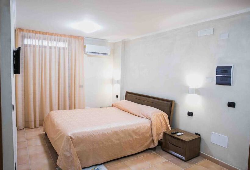 اتاق استاندارد با بالکن, Vittoria Guest House Salerno