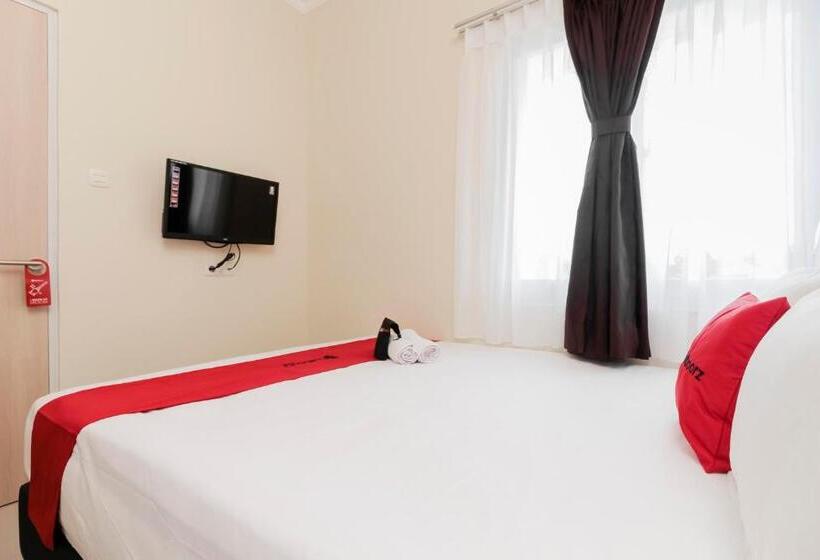 Номер Economy, Reddoorz Near Soekarno Hatta Airport