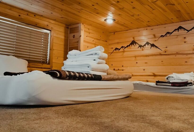 Хижина Deluxe, Ouray Riverside Resort   Inn & Cabins