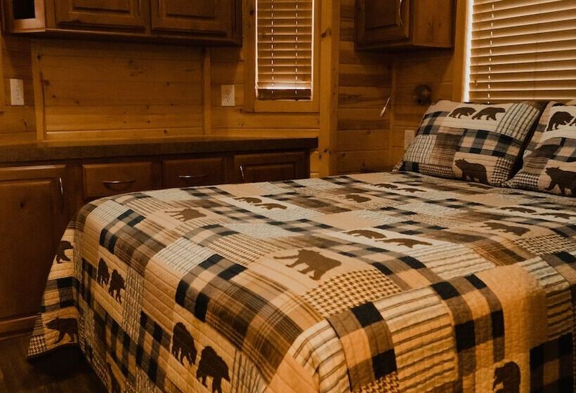 Хижина Deluxe, Ouray Riverside Resort   Inn & Cabins