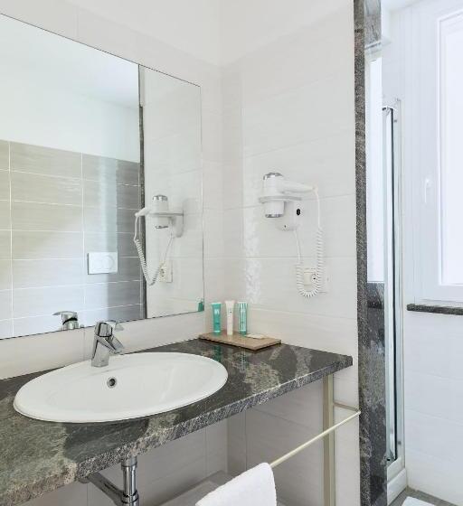 带2个卧室的公寓, Golden Apartments