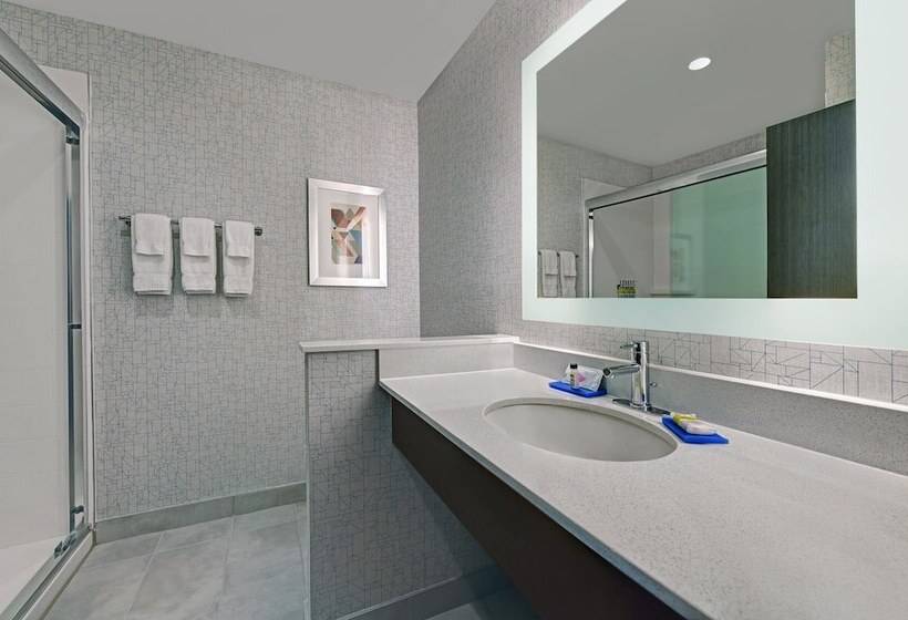 适合残疾人士使用的套间, Holiday Inn Express & Suites Memorial – Citycentre, An Ihg