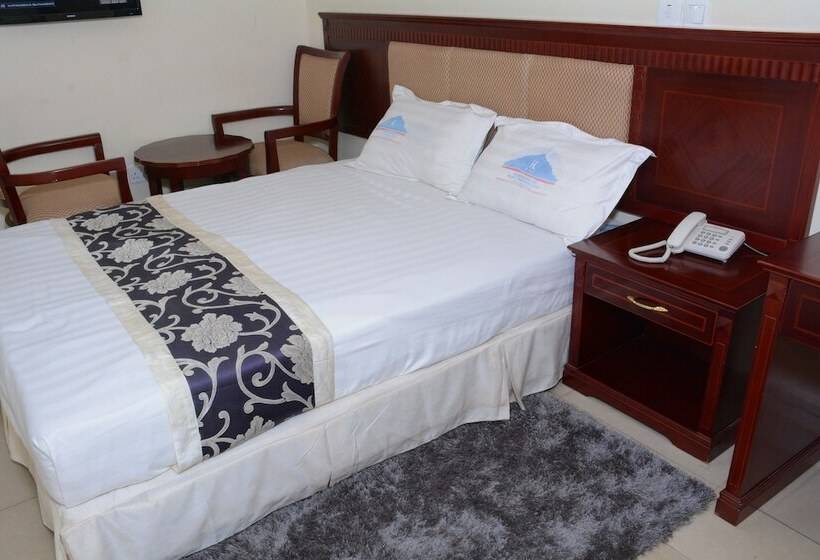 اتاق استاندارد, Kilimanjaro Inn Kampala