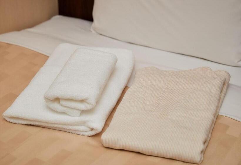 Bed in Shared Room with Shared Bathroom, Grand Cabin Hotel Naha Oroku