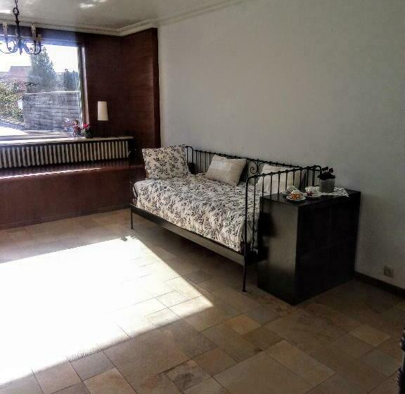 4인용 스탠다드 룸, Harmony House