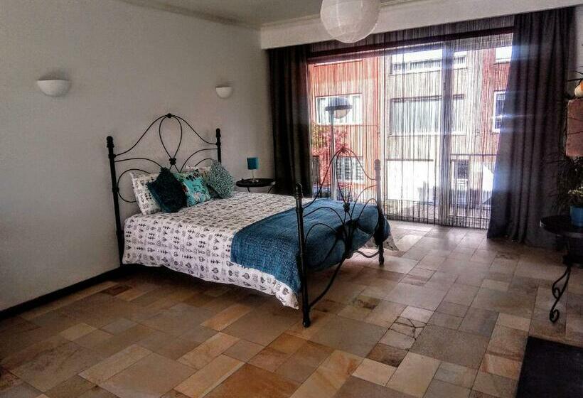 4인용 스탠다드 룸, Harmony House