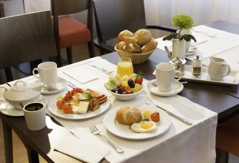 Номер Стандарт, H4 Hotel Mönchengladbach Im Borussia Park