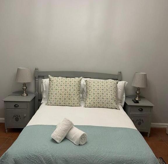 Номер Deluxe, Olive Tree Lodge