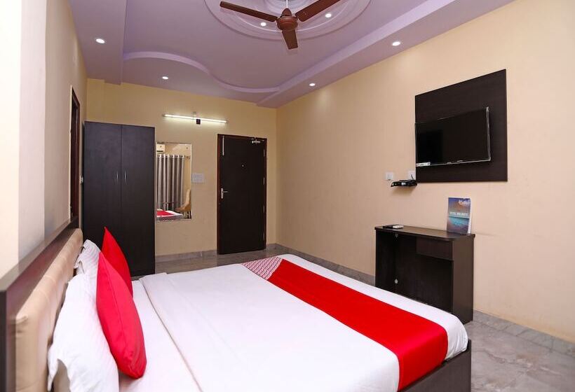 Standardrum, Oyo 17408 Scindia Resorts And Hotels