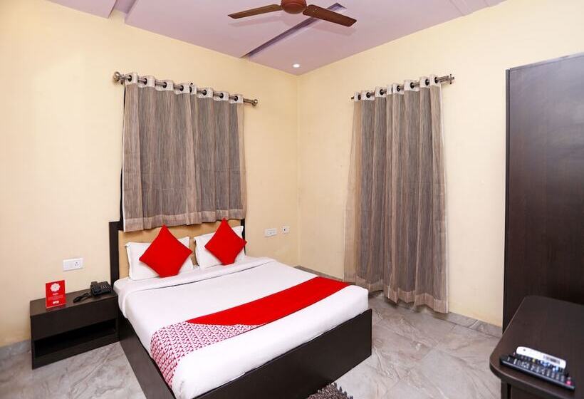 Standardrum, Oyo 17408 Scindia Resorts And Hotels