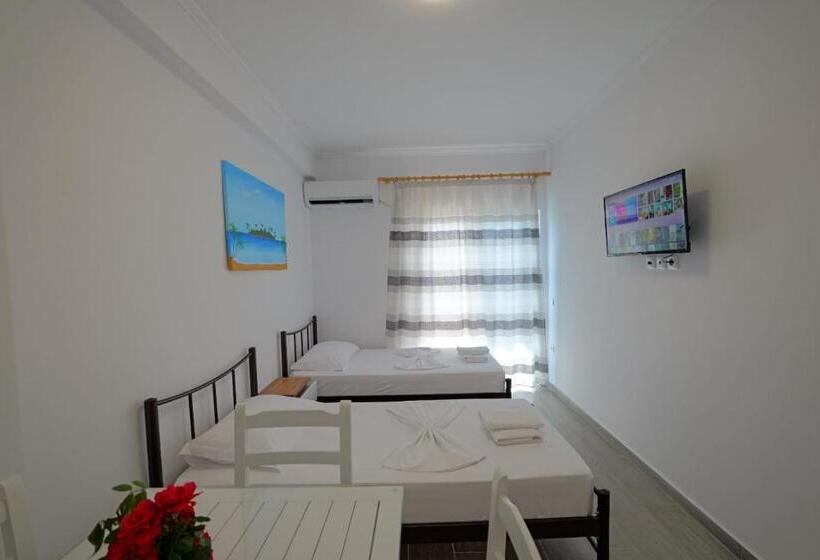 带1个卧室的带海景的公寓, Eduard Lagji Apartament