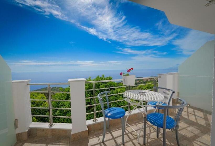 Triple Room Sea View, Eduard Lagji Apartament