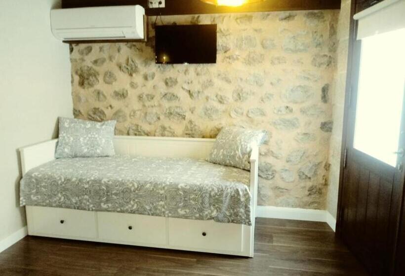 Номер Superior, La Fonda De Candeleda