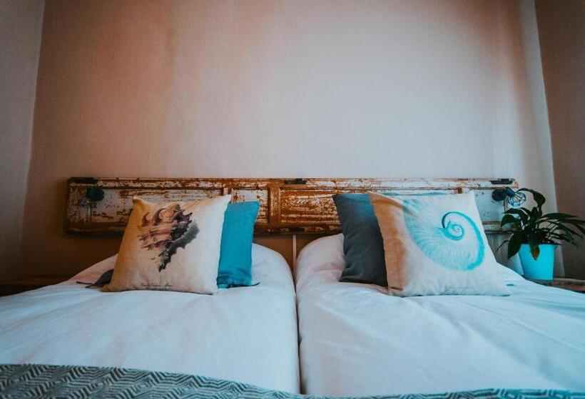 Номер Стандарт, The Old Seaman Bed & Breakfast