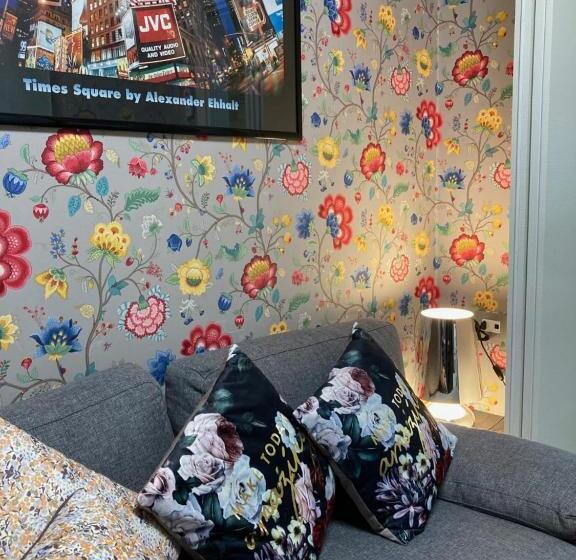 주니어 스위트, B&b Paris