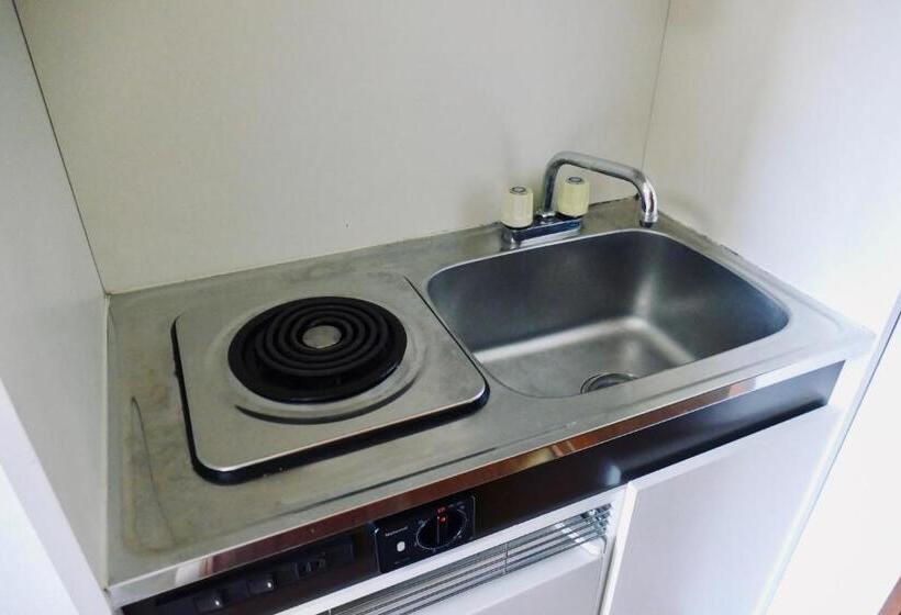 家庭间, Fwa Guest House