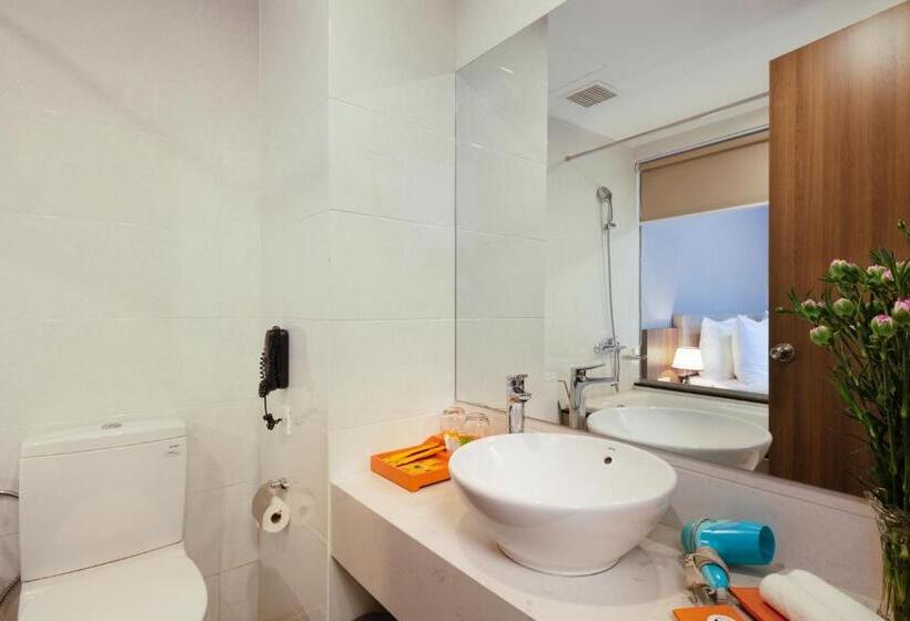 اتاق لوکس با چشم‌انداز شهر, Libra Hotel Nha Trang