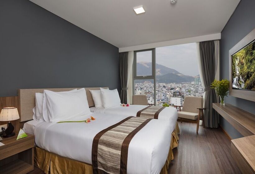 اتاق لوکس با چشم‌انداز شهر, Libra Hotel Nha Trang
