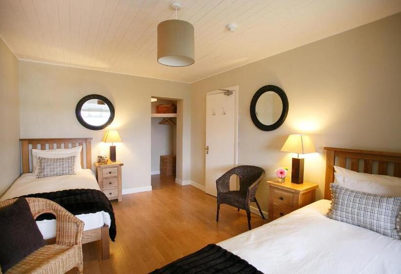 オーシャンビューデラックスルーム, Margaret's Cottage B&b