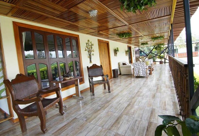 Четырехместный Номер Стандарт, Finca Hotel Yerbabuena
