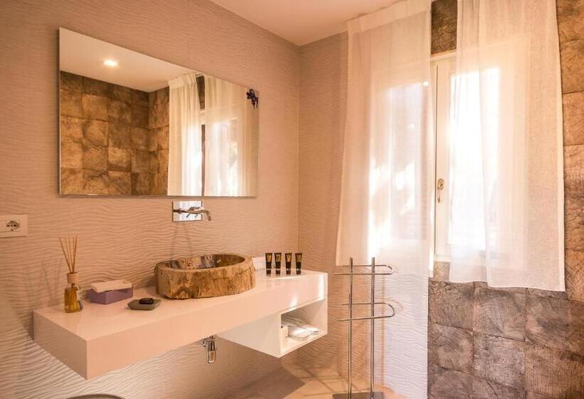 اتاق استاندارد با تخت بزرگ, Geco Di Giada Art Suites   Adult Only