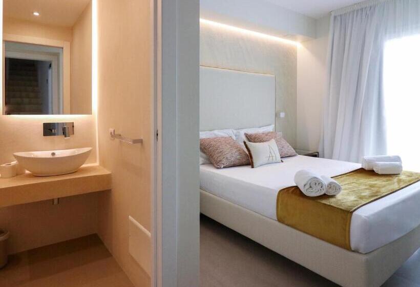 Номер Стандарт с Балконом, Double A Luxury Room