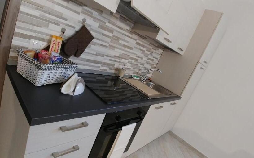 Апартаменты 1 Спальня, Paradeisos Residence Sas