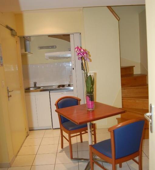Family Suite, Appart'hôtel La Suze Sur Sarthe