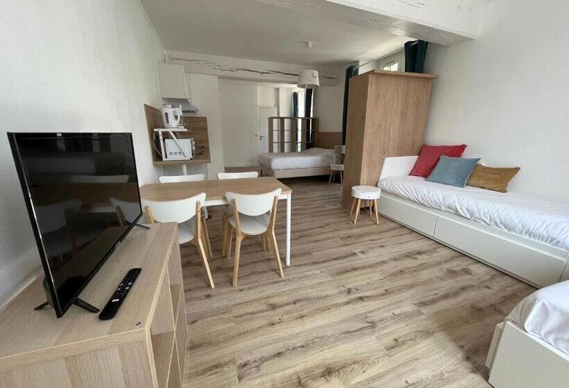 Семейное Студио, Appart'hôtel La Suze Sur Sarthe