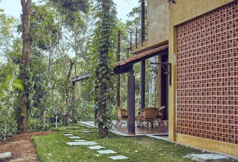 Вилла 3 Спальни, The Birchwood Retreat, Madikeri