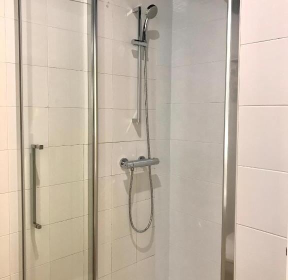 Номер Стандарт, Albergue O Burgo