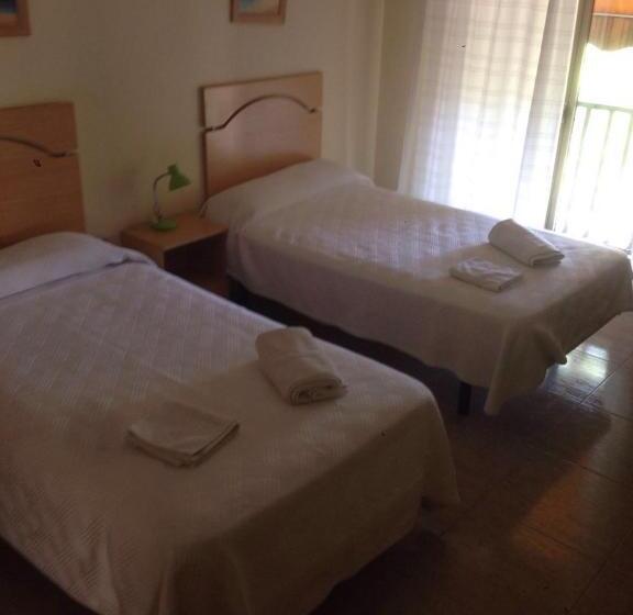 Номер Стандарт Совместная Ванная, Hostal Jose Luis