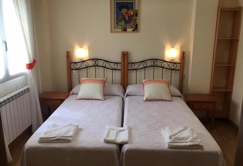 Номер Стандарт, Hostal Santa Baia