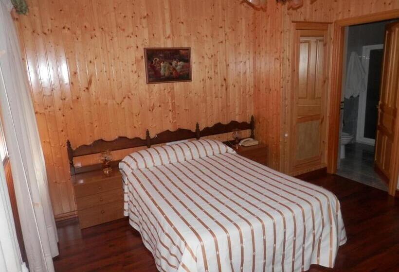 Номер Стандарт, Pension Restaurante Cantábrico