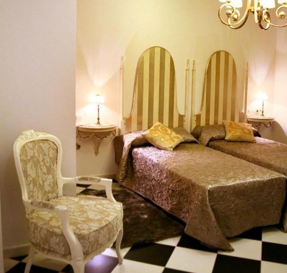 Номер Стандарт, Hostal Mesón Castilla